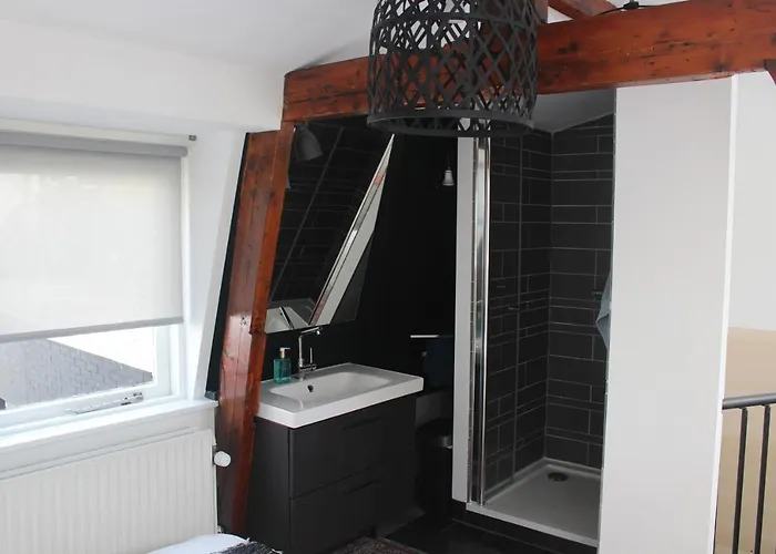 Achterhuis Slapen En Eten Tatil Evi