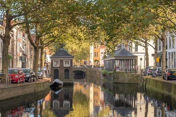 Achterhuis Slapen En Eten Tatil Evi *